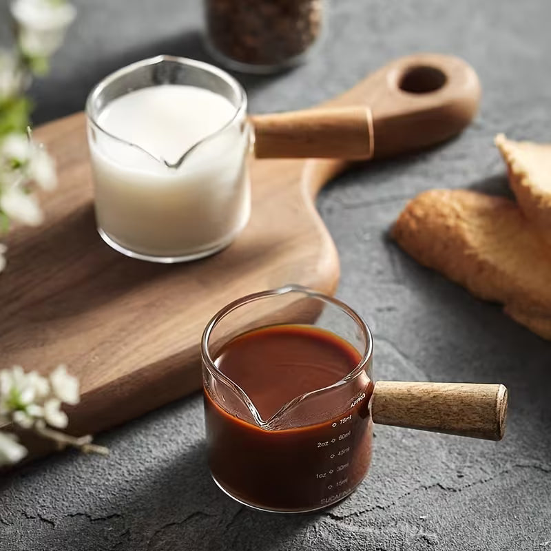 Ceașcacu maner de lemn